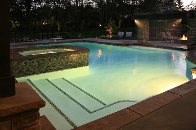 5 Tips for Giving Your Pool a Resort Feel